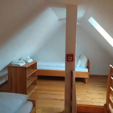Gut Huehnerhof Otel 3*