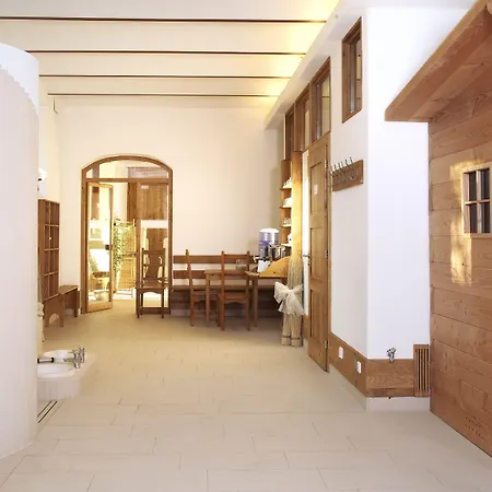 Gut Huehnerhof Otel 3*