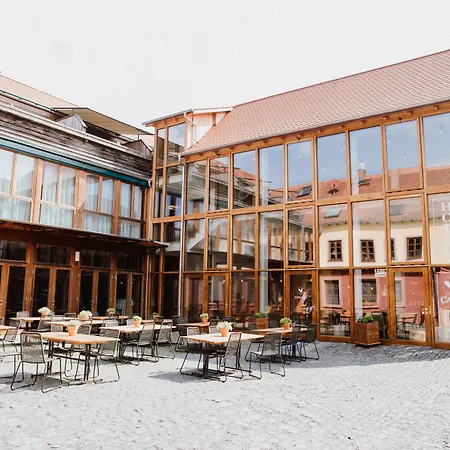 Gut Huehnerhof Otel 3*